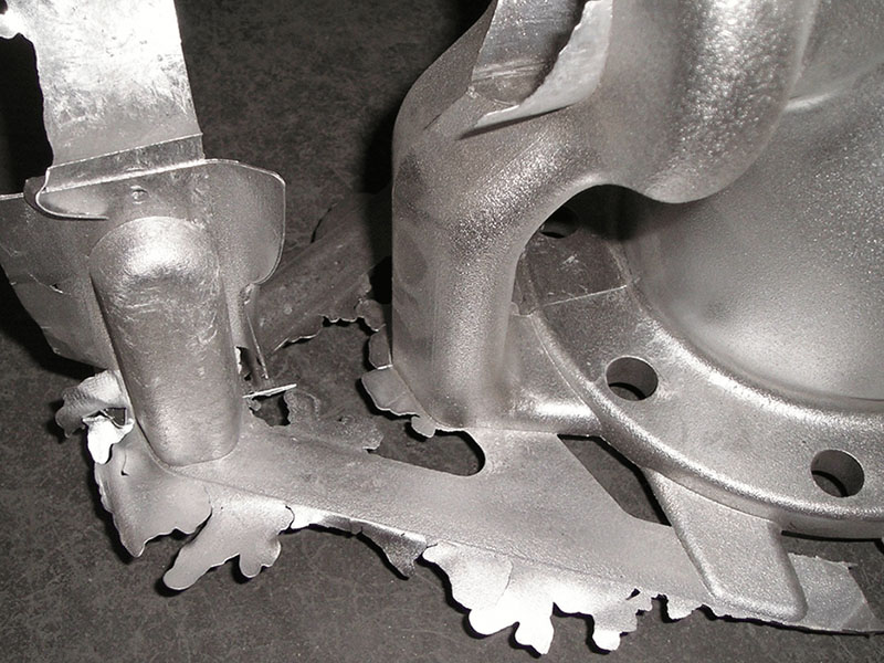 重力鑄造是不是砂型鑄造？它們究竟有何不同？